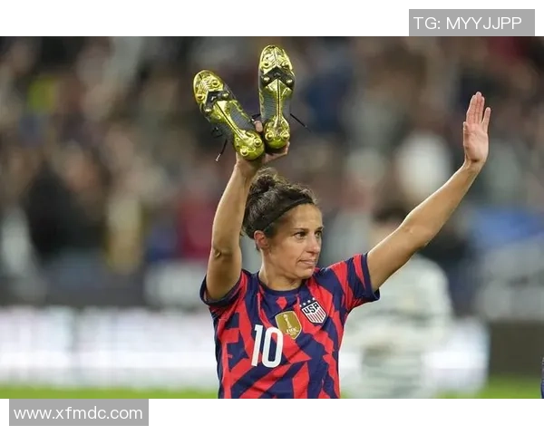 99年中国女足球星卡：见证女足崛起的辉煌时刻与传奇人物风采